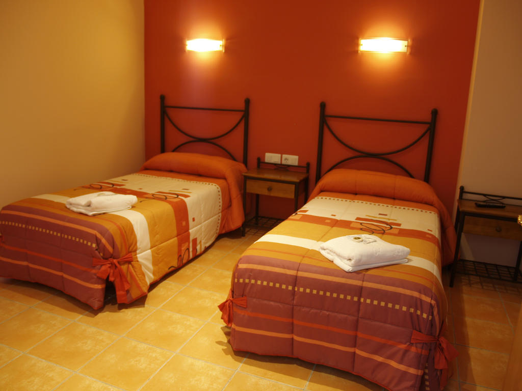 Hostal Portell Portell de Morella Habitación foto
