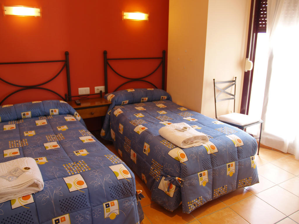 Hostal Portell Portell de Morella Habitación foto